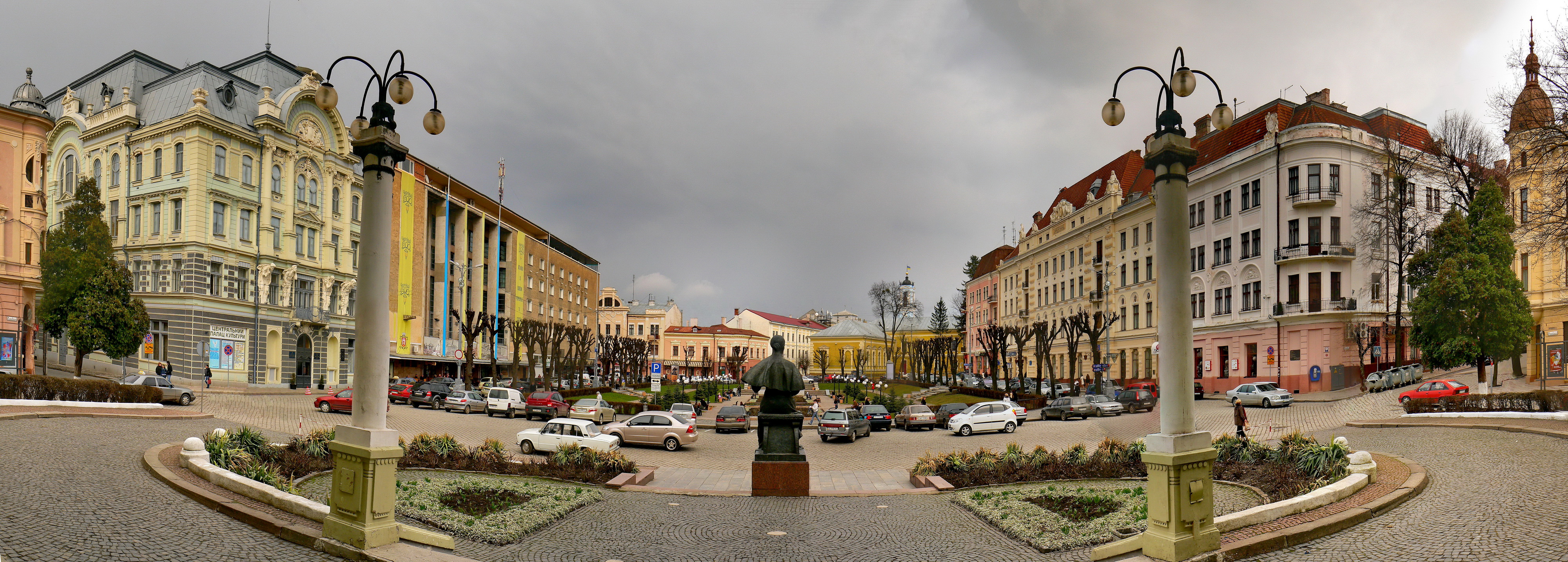 Архітектурний_ансамбль_Театральної_площі_2