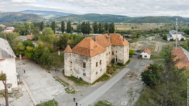 замок Сент-Миклош
