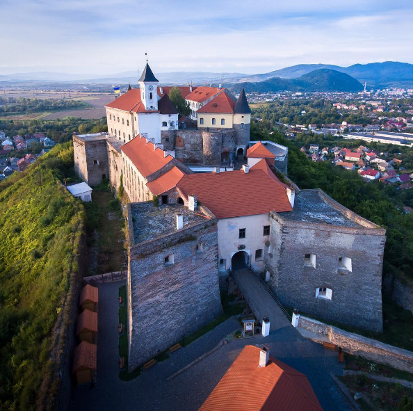 Замок Паланок в Мукачево: история, легенды, факты