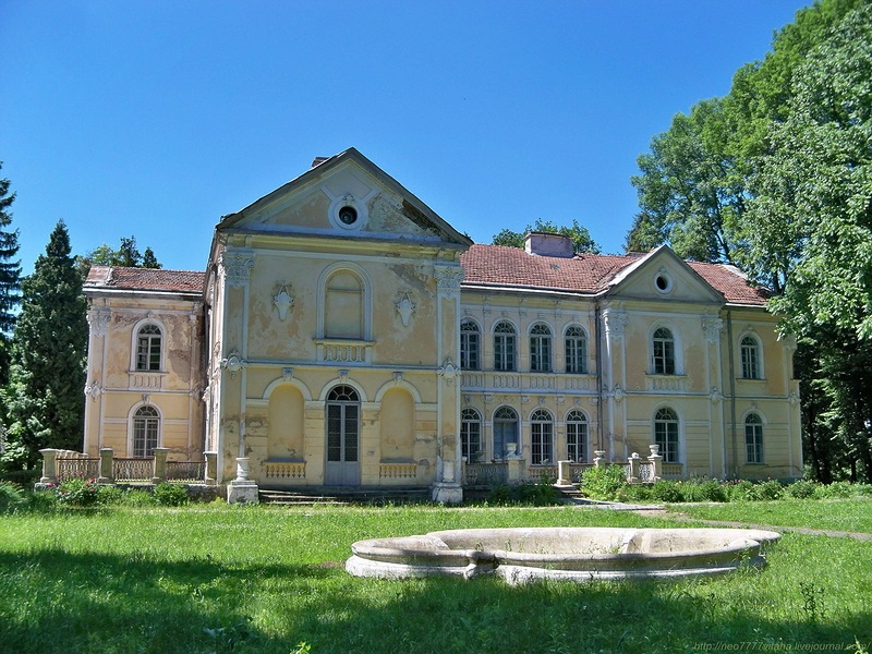 Усадьба Фредров в Вишне