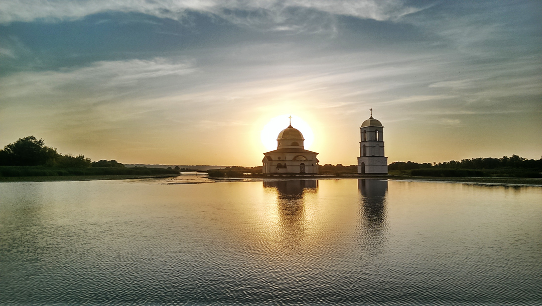 Церковь в Гусинцах