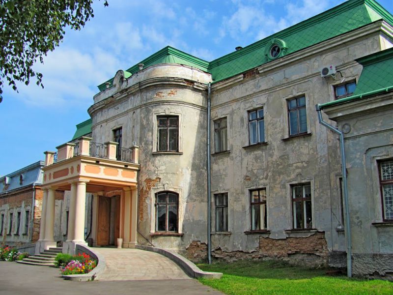 Дворец Потоцких в Червонограде