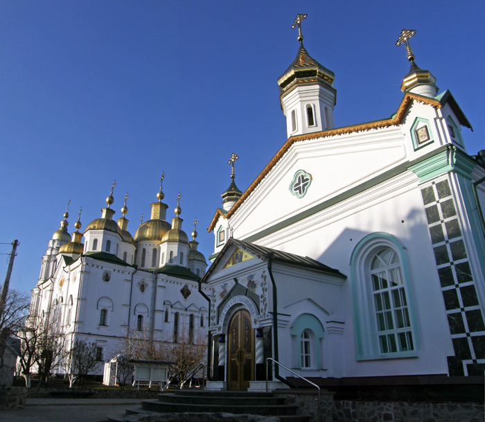 Крестовоздвиженский монастырь