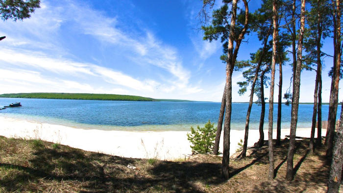 Печенізьке водосховище в харківській області або Салтівське море по-місцевому