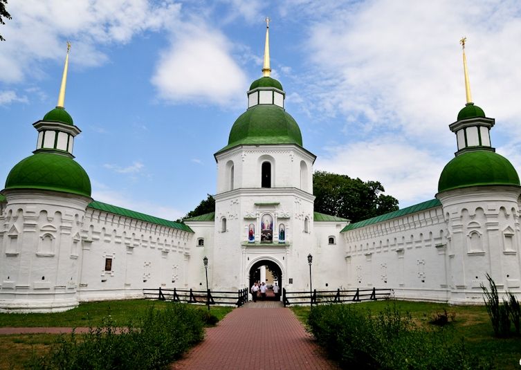 Спасо-Преображенский монастырь в Новгород-Северском