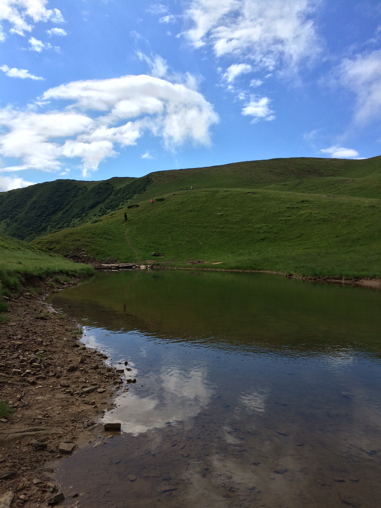 Озеро Ворожеска, Карпати