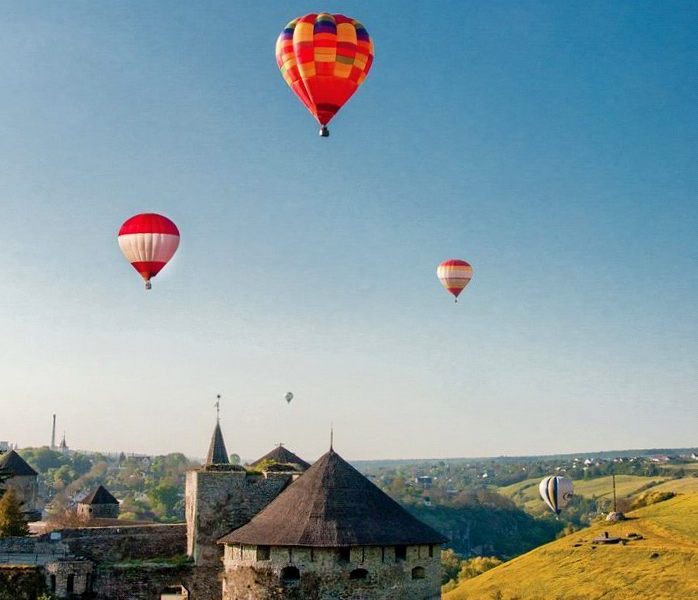 10 замків України, які захочеться побачити знову