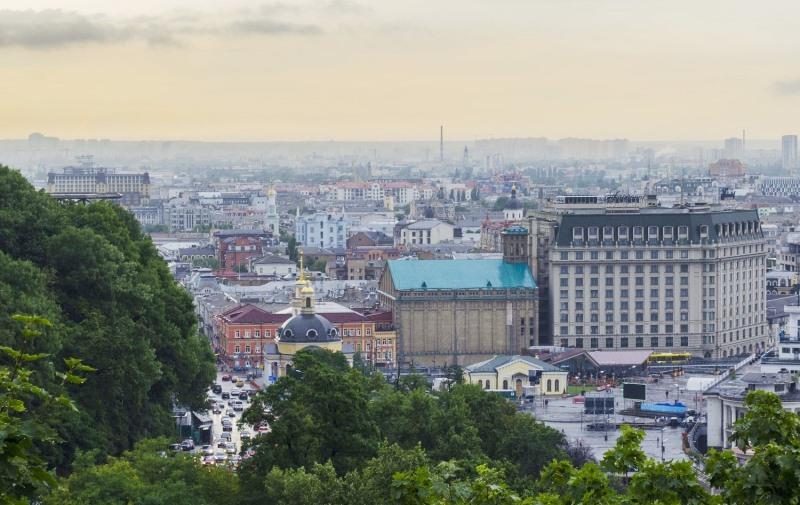 Київ з висоти пташиного польоту в різні пори року (відео)