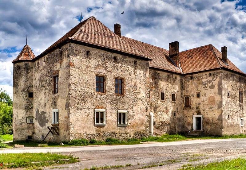 Чинадиевский замок Сент-Миклош: история, описание, факты