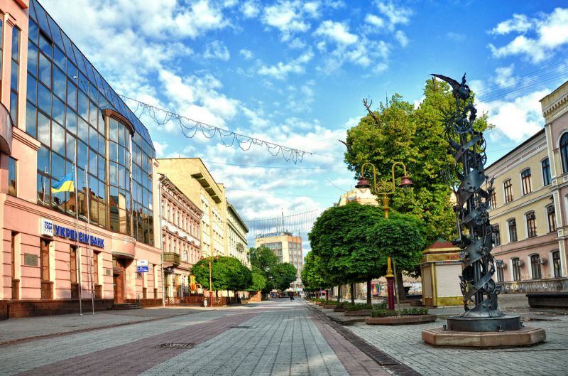 "Стометрівка" в Івано-Франківську