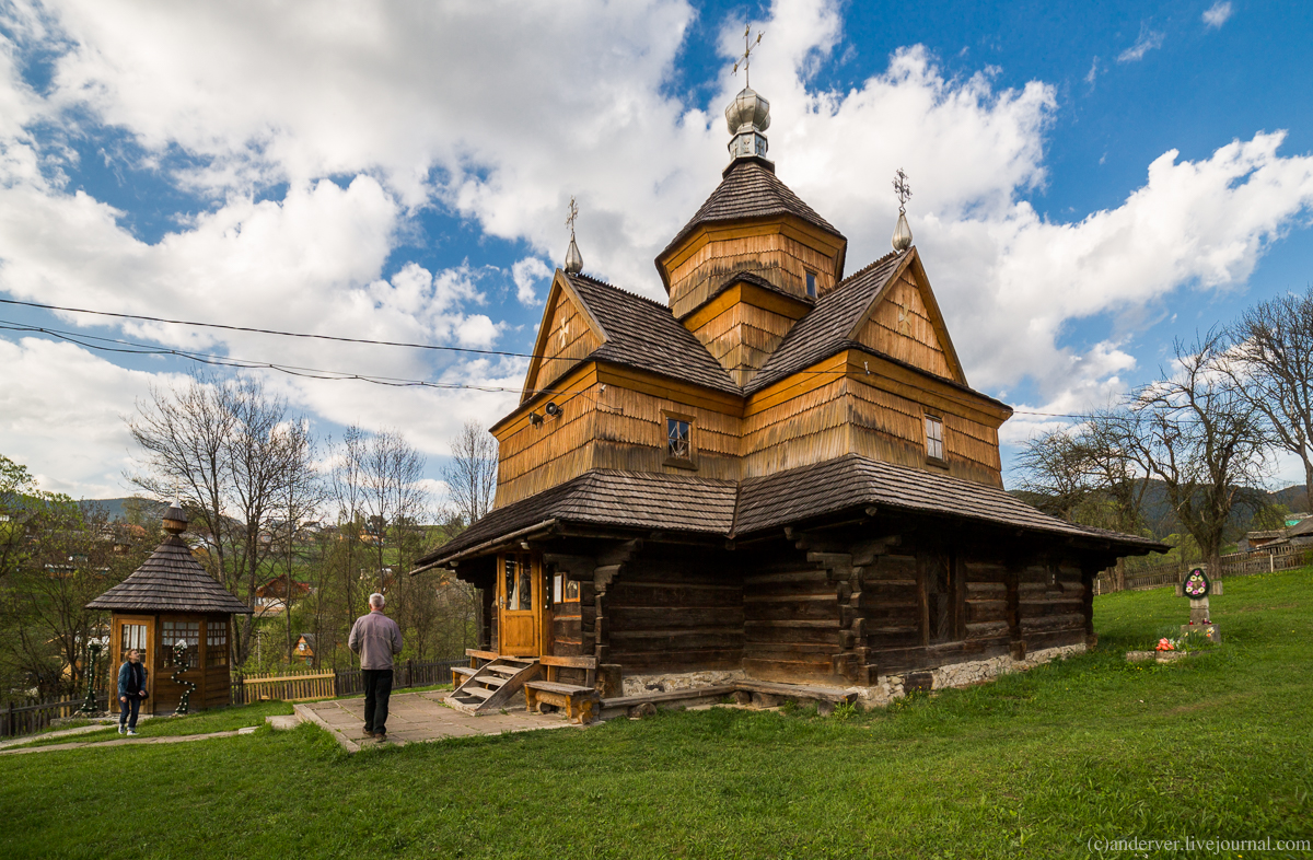 Церква Різдва Богородиці у Ворохті